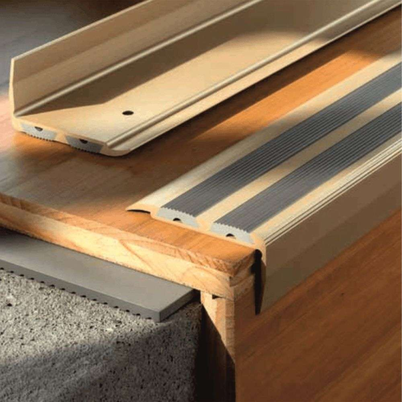 External Stair Nosing 40 x 20mm Heavy Duty Aluminium with Rubber Insert